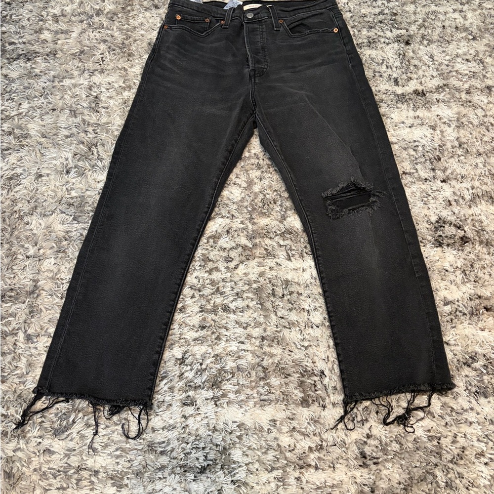 Levi's Women’s Black Straight Jeans with Distressed Details